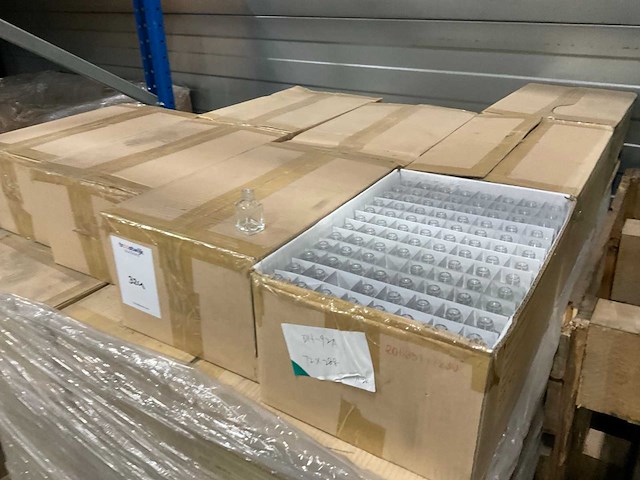 Partij cosmetica verpakkingen - afbeelding 6 van  17