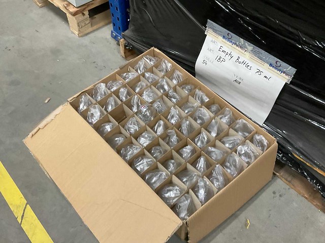 Partij cosmetica verpakkingen - afbeelding 7 van  17