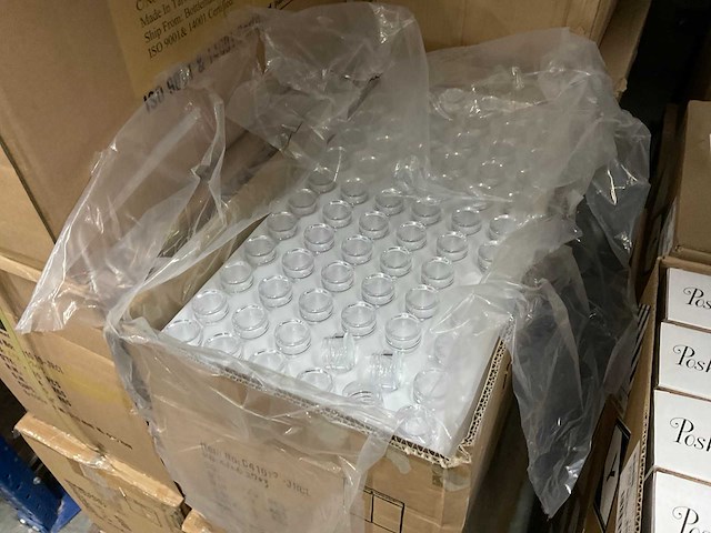 Partij cosmetica verpakkingen - afbeelding 13 van  17