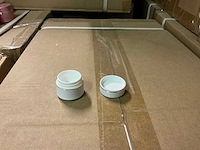 Partij cosmeticapotjes wit (circa 15.000 stuks) - afbeelding 5 van  12