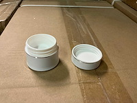 Partij cosmeticapotjes wit (circa 15.000 stuks) - afbeelding 6 van  12
