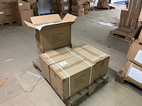 Partij cosmeticapotjes wit (circa 15.000 stuks) - afbeelding 12 van  12