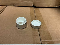 Partij cosmeticapotjes zilver (circa 12.000 stuks) - afbeelding 6 van  11