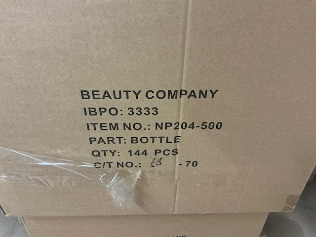 Partij cosmetische flessen, potten en verstuivers - afbeelding 4 van  34