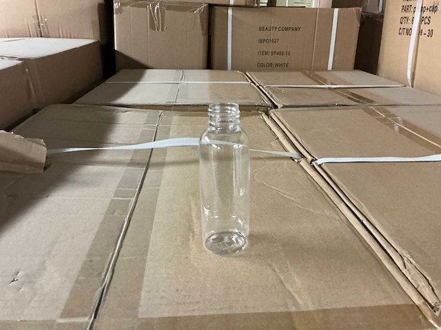 Partij cosmetische flessen, potten en verstuivers - afbeelding 5 van  34
