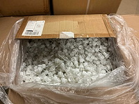 Partij cosmetische flessen, potten en verstuivers - afbeelding 9 van  34