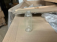 Partij cosmetische flessen, potten en verstuivers - afbeelding 22 van  34