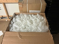 Partij cosmetische flessen, potten en verstuivers - afbeelding 26 van  34