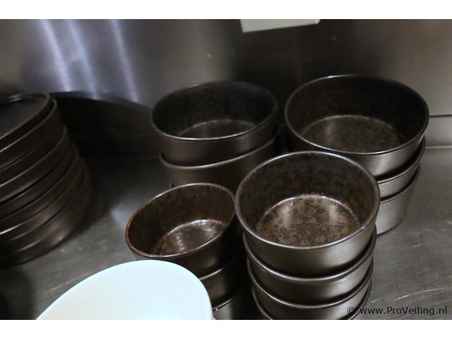 Partij costa nova serveerschalen - afbeelding 4 van  6