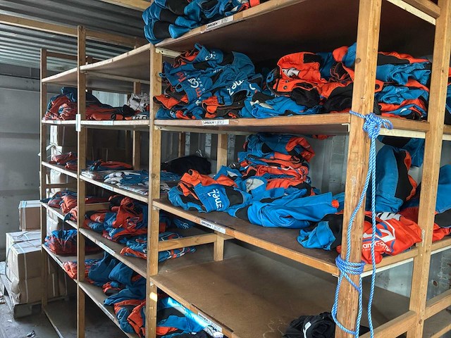 Partij crosskleding - afbeelding 3 van  3