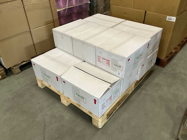 Partij culto bindelastiek 20/p-new standard spoel ca.1000mtr (142x) - afbeelding 1 van  2