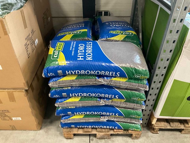 Partij culvita hydro korrels 40l per zak (21x) - afbeelding 1 van  3