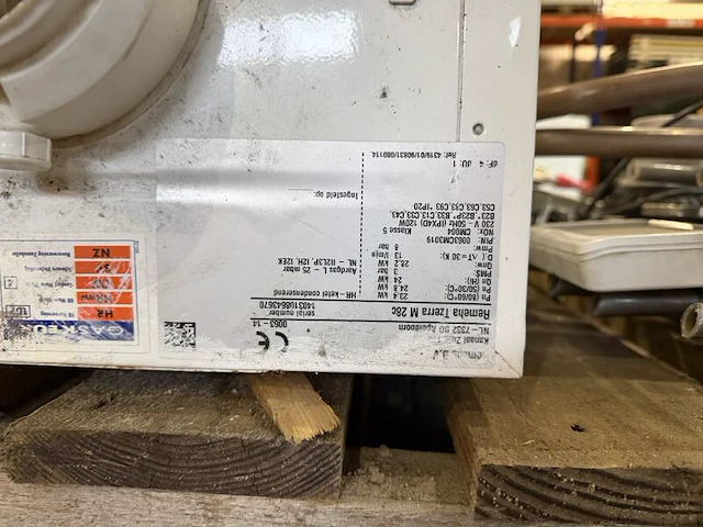 Partij cv en klimaatinstallatie, o.a. remeha/toshiba, o.a. tzerra m 28c, wit, 2017 - afbeelding 6 van  9