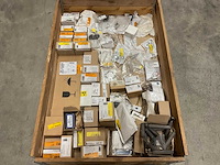 Partij cv-installatiemateriaal - afbeelding 1 van  8