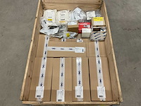 Partij cv-installatiemateriaal - afbeelding 1 van  8