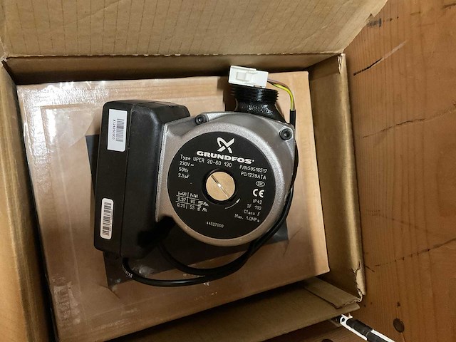 Partij cv-installatiemateriaal - afbeelding 7 van  12