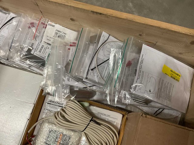 Partij cv-installatiemateriaal - afbeelding 12 van  13