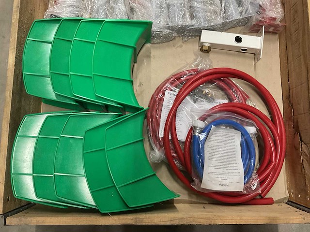 Partij cv-installatiemateriaal - afbeelding 2 van  3