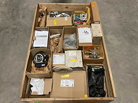 Partij cv-installatiemateriaal - afbeelding 1 van  13