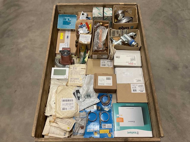 Partij cv-installatiemateriaal - afbeelding 1 van  9