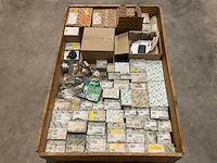 Partij cv-installatiemateriaal - afbeelding 1 van  10