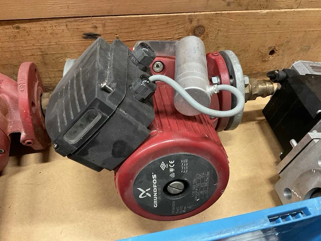 Partij cv-installatiemateriaal - afbeelding 5 van  10
