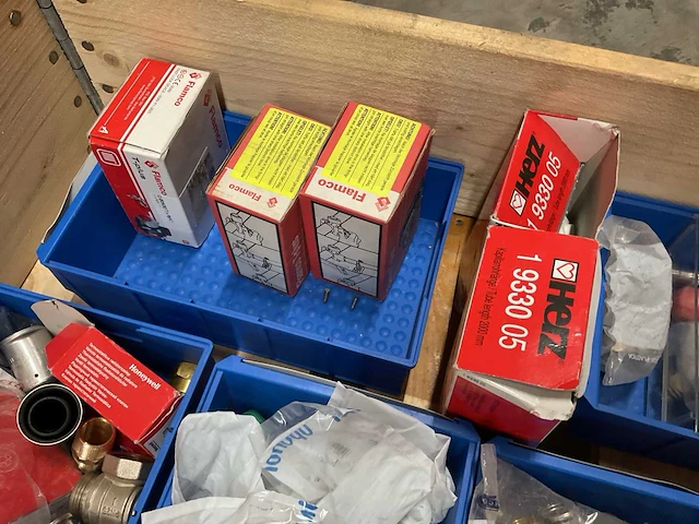 Partij cv-installatiemateriaal - afbeelding 3 van  11