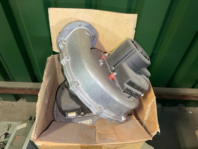 Partij cv-installatiematerialen - afbeelding 3 van  3