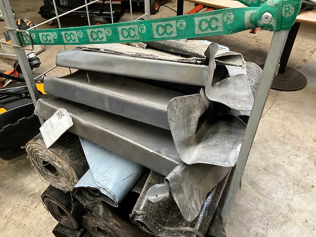 Partij dakbedekking - afbeelding 4 van  4