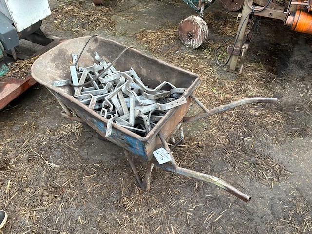 Partij dakgootsteunen - afbeelding 2 van  3