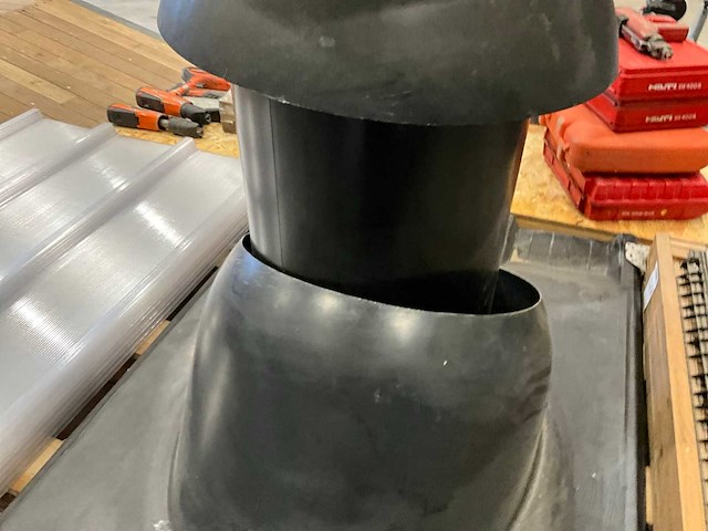 Partij dakmateriaal - afbeelding 7 van  10