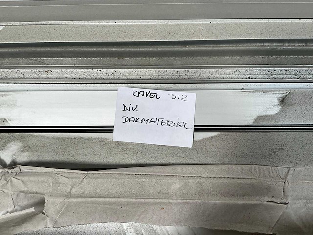Partij dakmaterialen (40x) - afbeelding 7 van  7