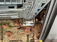 Partij dakpannen met stelling - afbeelding 9 van  10