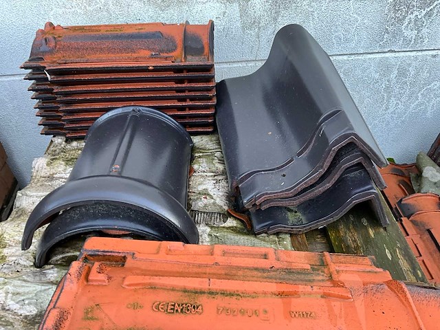 Partij dakpannen - afbeelding 4 van  6