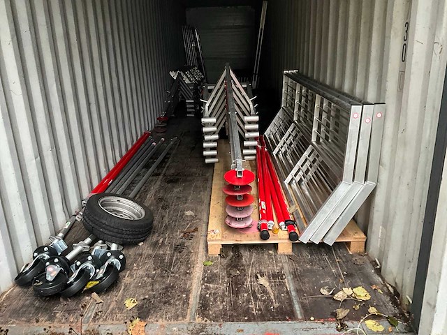 Partij dakrand- /steigerbeveiliging - afbeelding 1 van  14