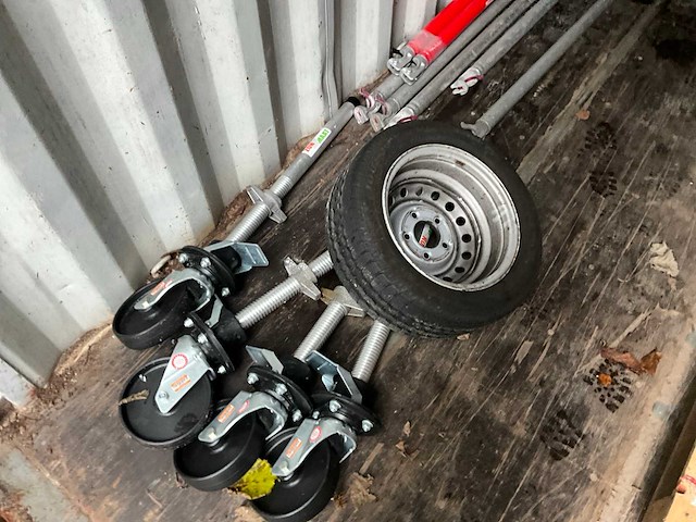 Partij dakrand- /steigerbeveiliging - afbeelding 7 van  14