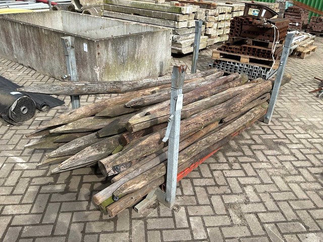 Partij dam/afrasteringspalen - afbeelding 1 van  5
