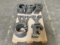 Partij decoratie letters, 17 stuks - afbeelding 1 van  2