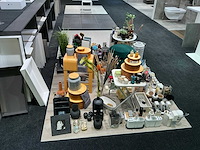 Partij decoratie materiaal - afbeelding 1 van  10