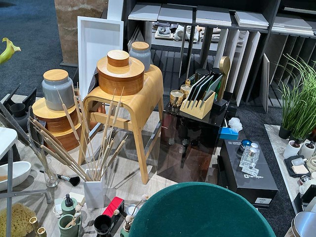 Partij decoratie materiaal - afbeelding 9 van  10