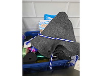 Partij decoratiemateriaal en feestartikelen - afbeelding 3 van  7