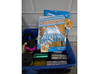 Partij decoratiemateriaal en feestartikelen - afbeelding 4 van  7