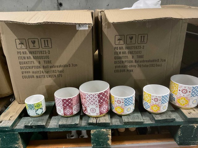 Partij decoratiemateriaal - afbeelding 15 van  35