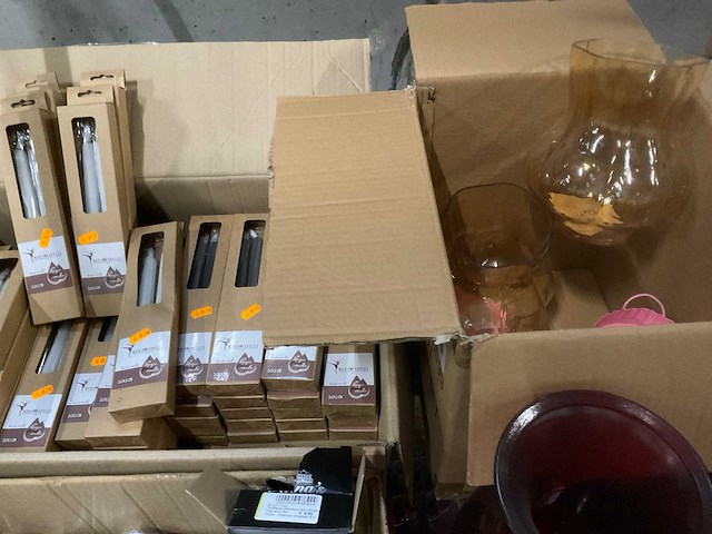 Partij decoratiemateriaal - afbeelding 21 van  35