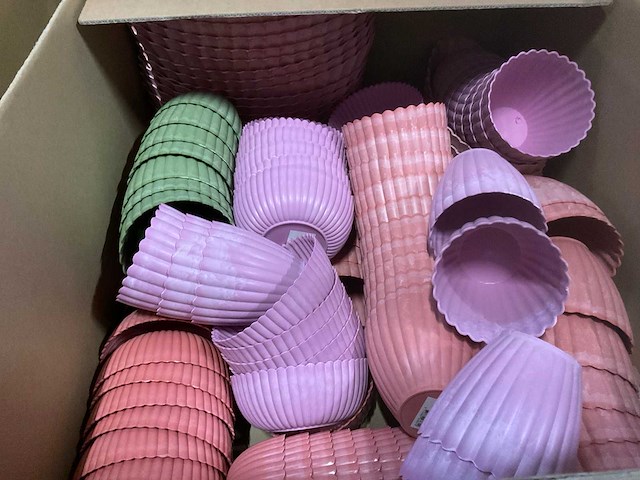 Partij decoratiemateriaal - afbeelding 32 van  35