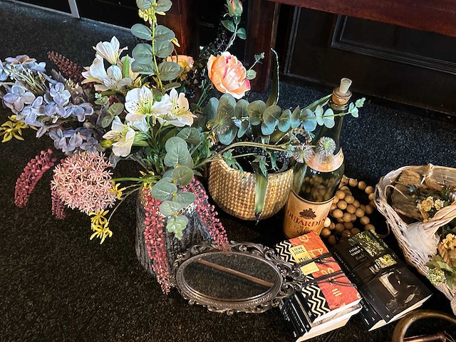 Partij decoratiemateriaal - afbeelding 2 van  6