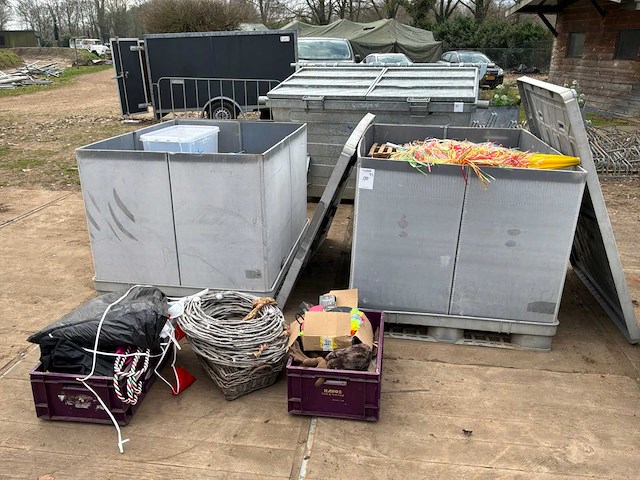 Partij decoratiemateriaal - afbeelding 1 van  6