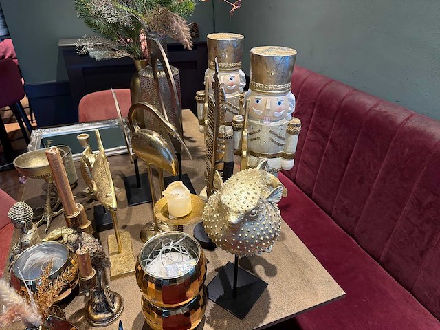 Partij decoratiemateriaal - afbeelding 6 van  7