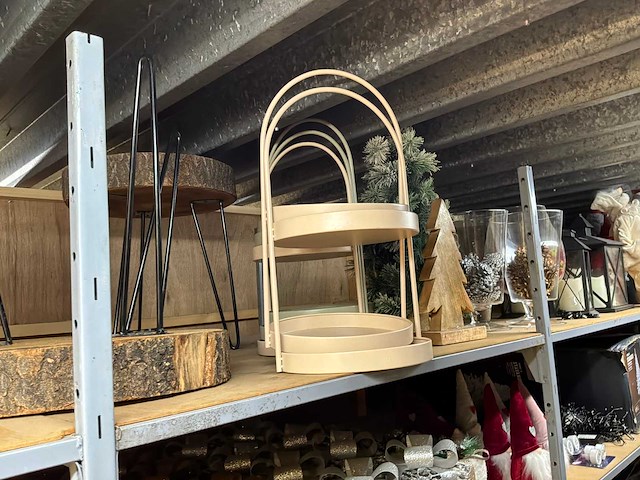 Partij decoratiemateriaal - afbeelding 3 van  46