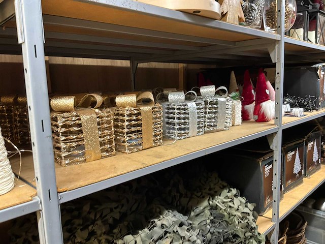 Partij decoratiemateriaal - afbeelding 4 van  46